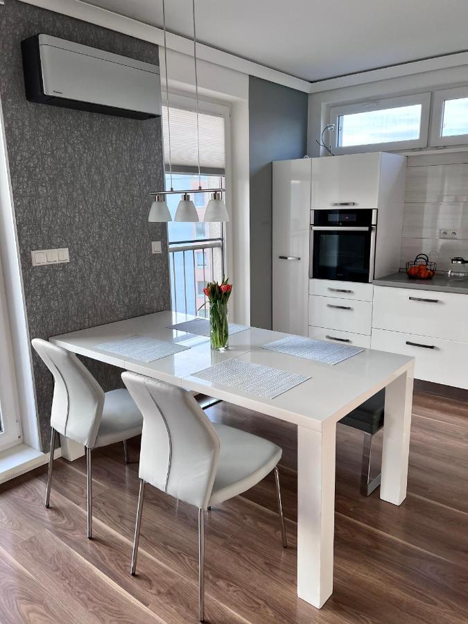 Monte Amnis Kosice Apartment ภายนอก รูปภาพ